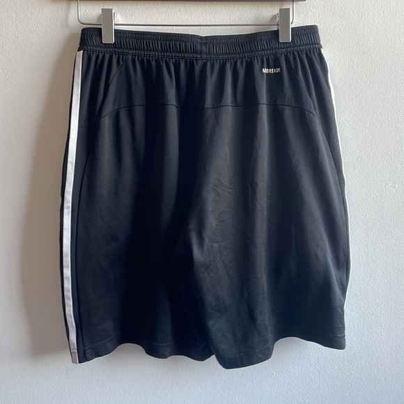 Adidas 3 Stripe Short Medium - Picture 3 of 10